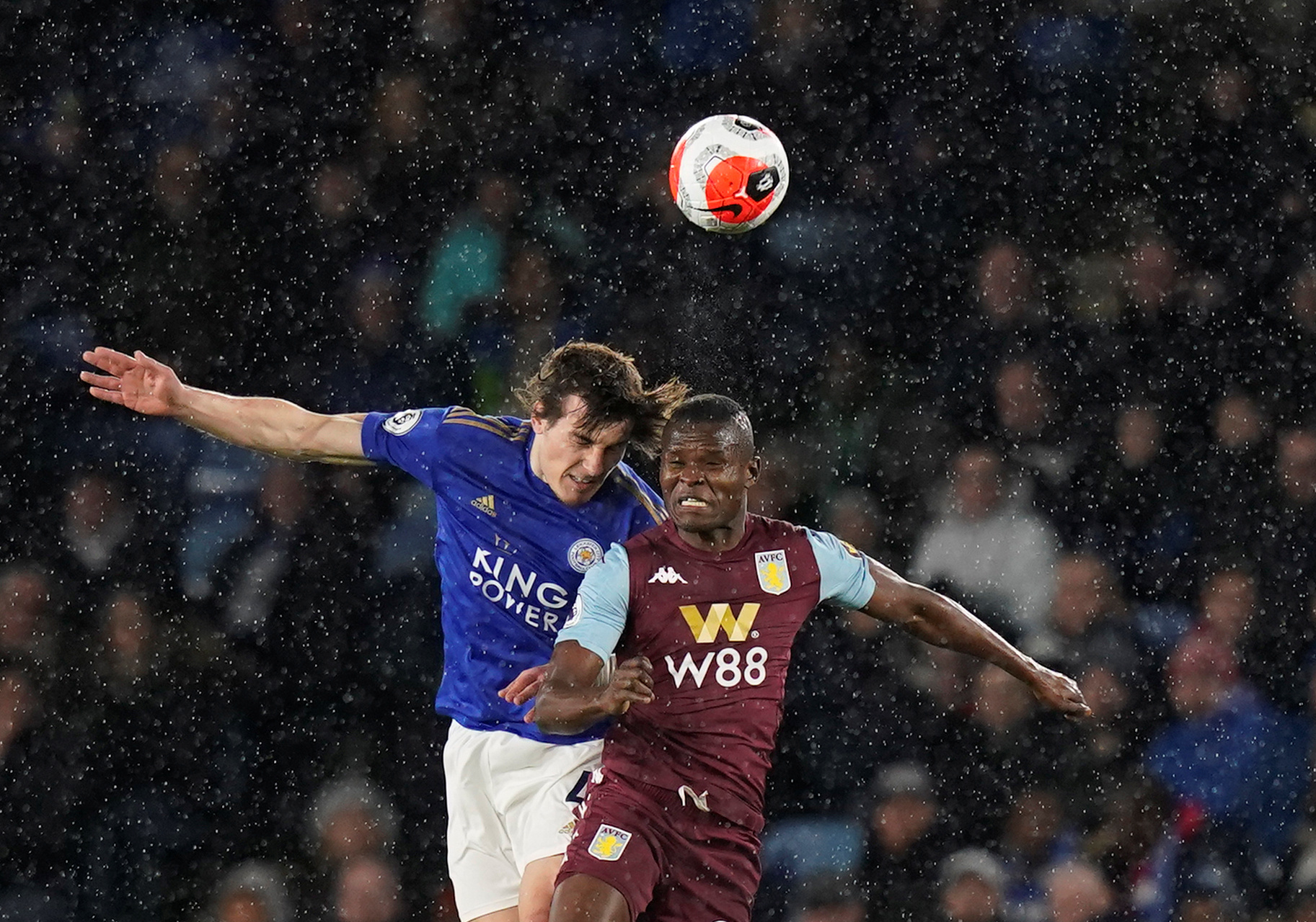 间的谈判僵 间的谈判僵